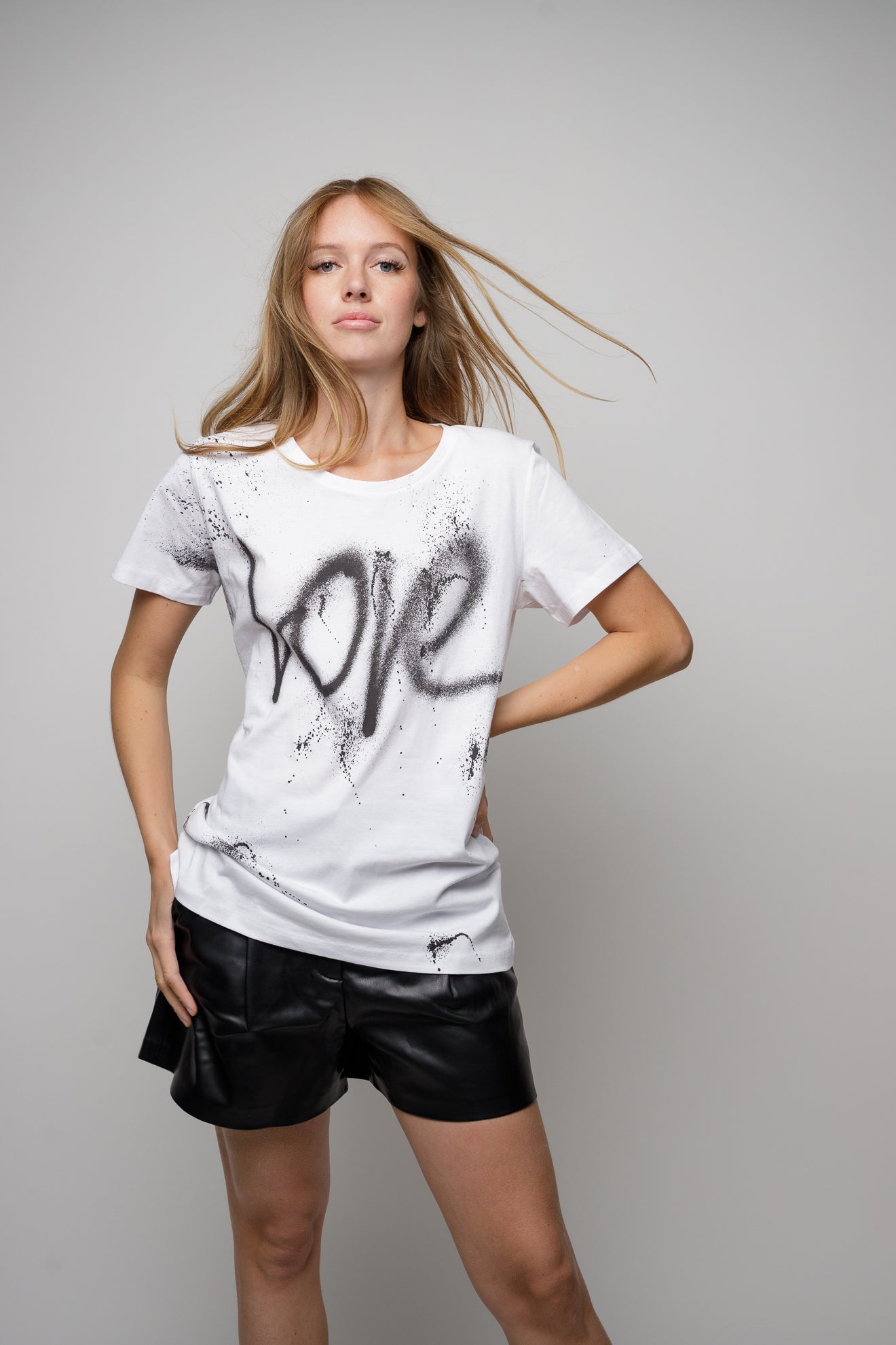 T-Shirt "Love"